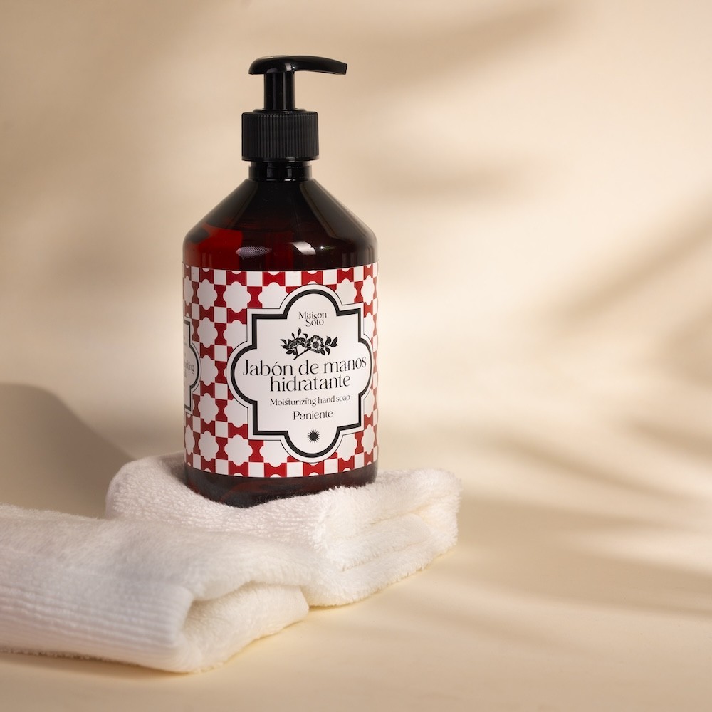 Moisturizing hand soap | Poniente | Maison Soto